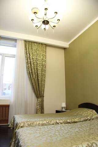 Гостиница Этника Казань Номер улучшенный с 2 односпальными кроватями-1